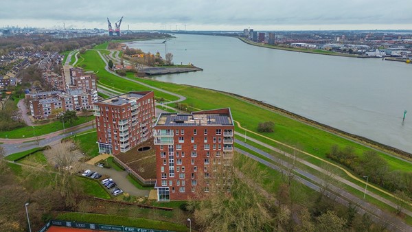 Medium property photo - Koninginnelaan 164, 3181 GK Rozenburg